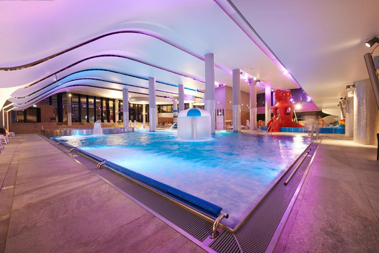 Vacationclub - Baltic Park Fort Apartament E.111 Świnoujście Екстериор снимка